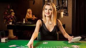 Filipino player spinning casino-style slot games on filbet mobile browser